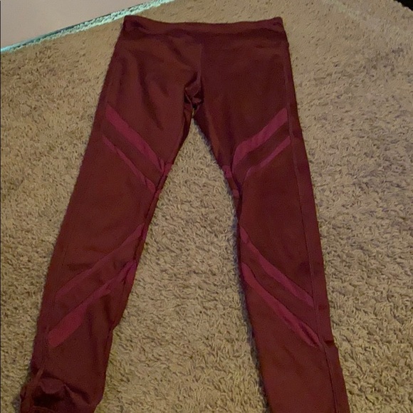 too small - Picture 1 of 1